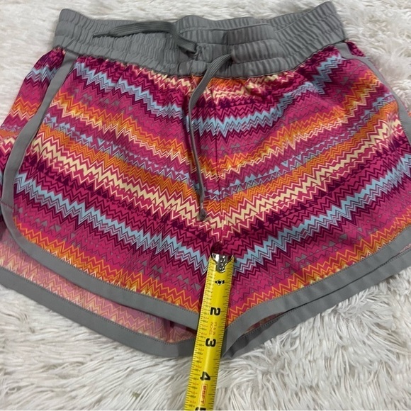 Girls REI Shorts Multicolored Athletic size Large - Picture 9 of 11